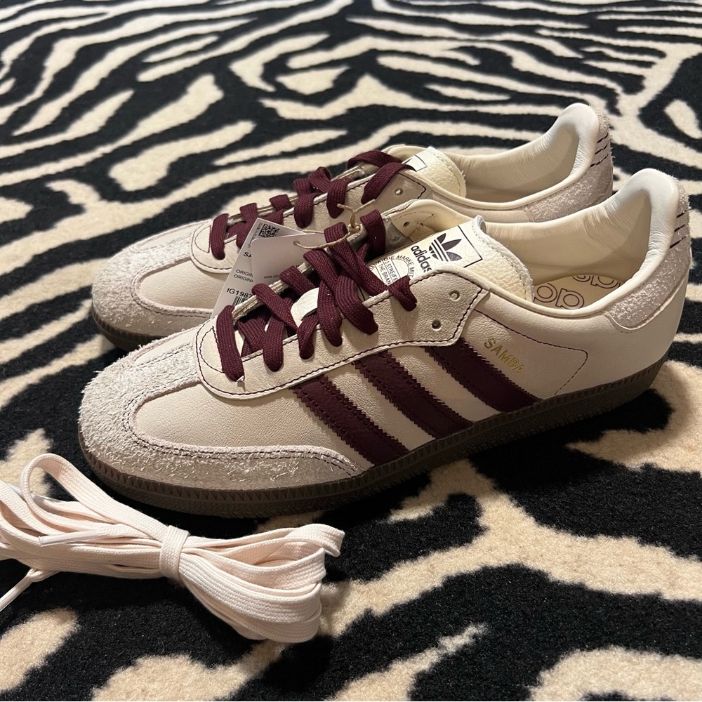 NWT Adidas Samba OG W Cloud White Maroon Size Women's 9 - Picture 10 of 16